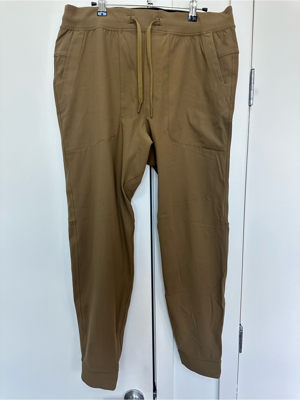 Lululemon ABC Skinny-Fit Jogger